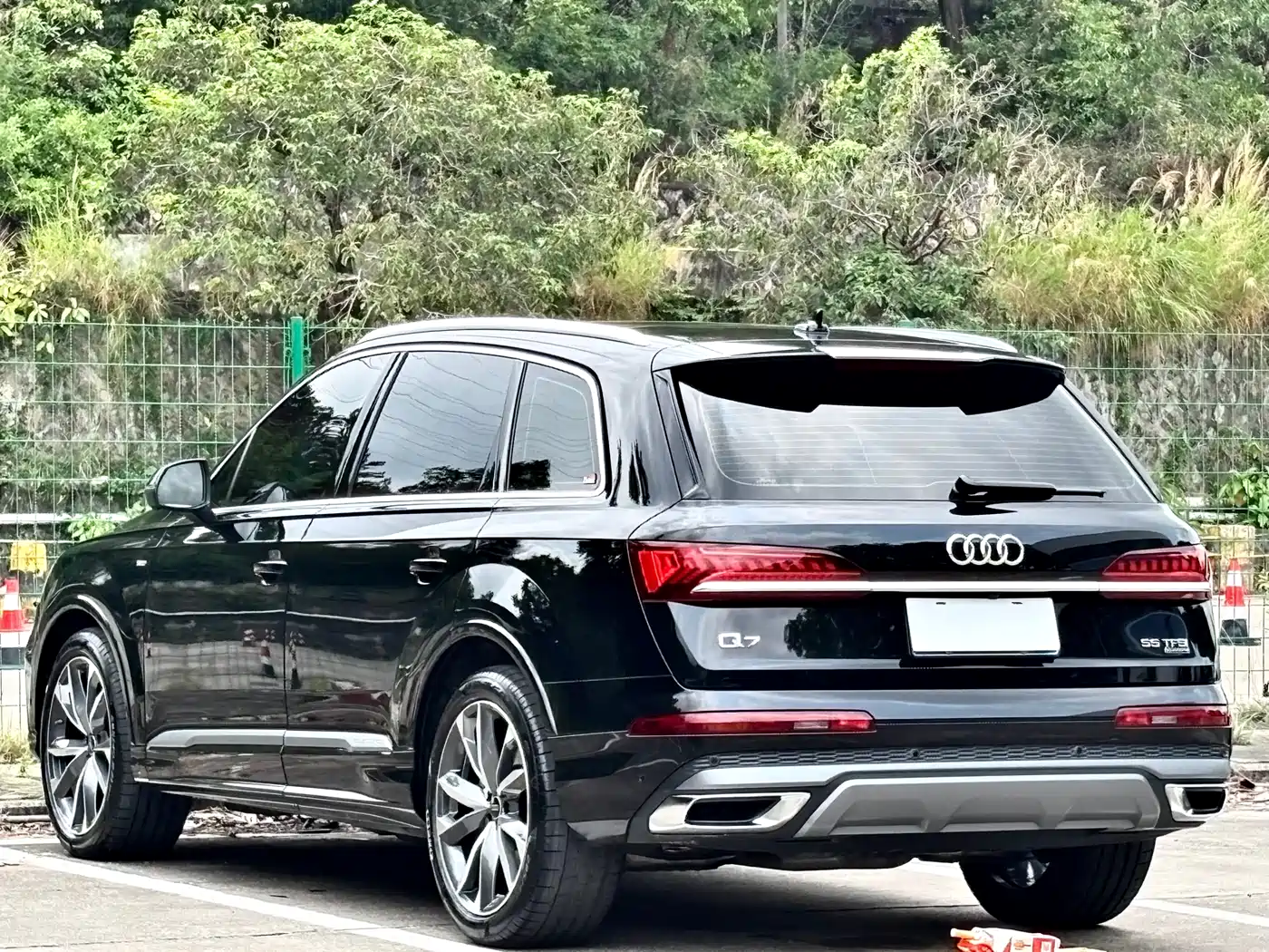 Audi Q7 2022 55 TFSI quattro S line Sport фото 24