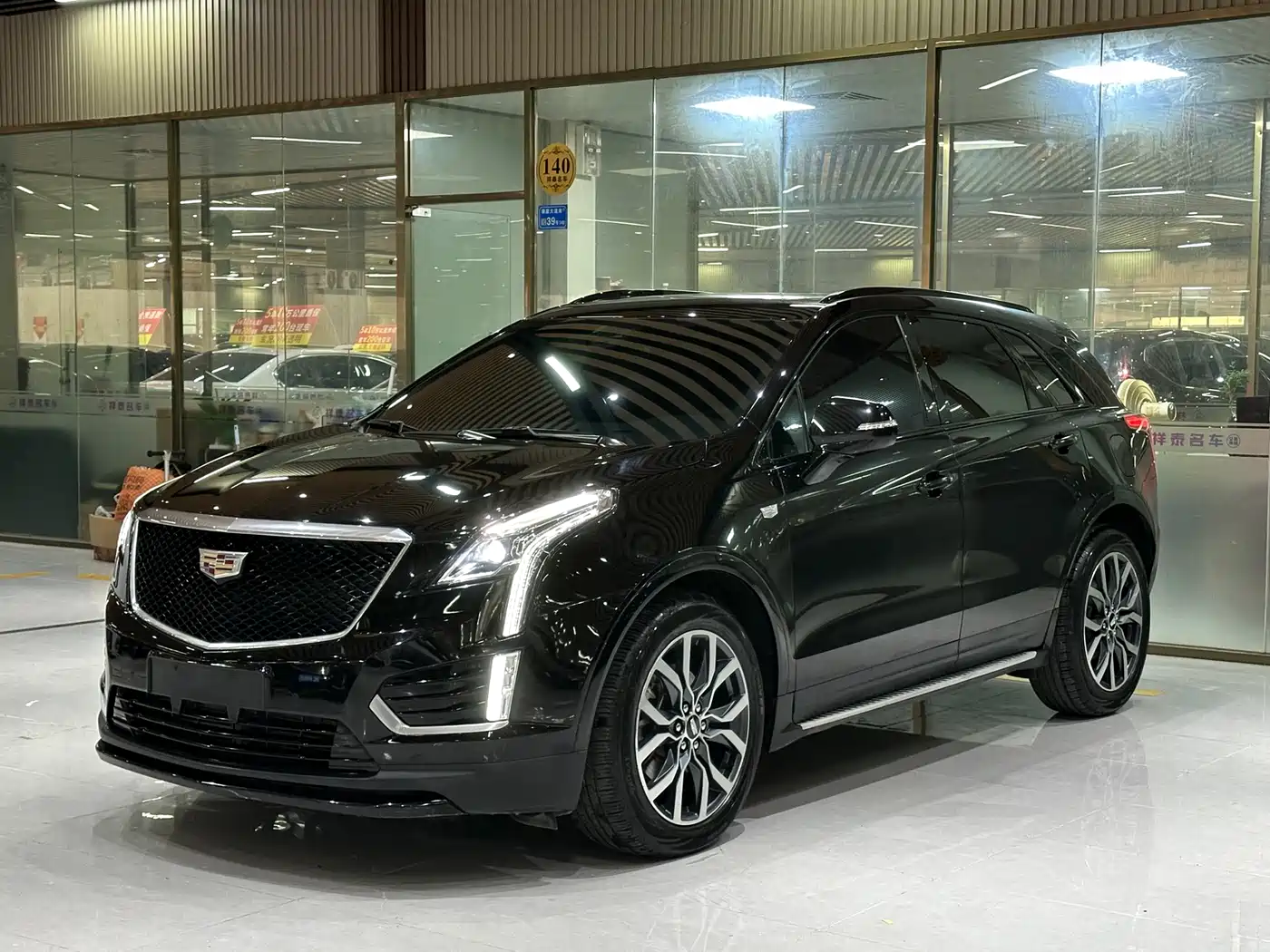 CADILLAC XT5