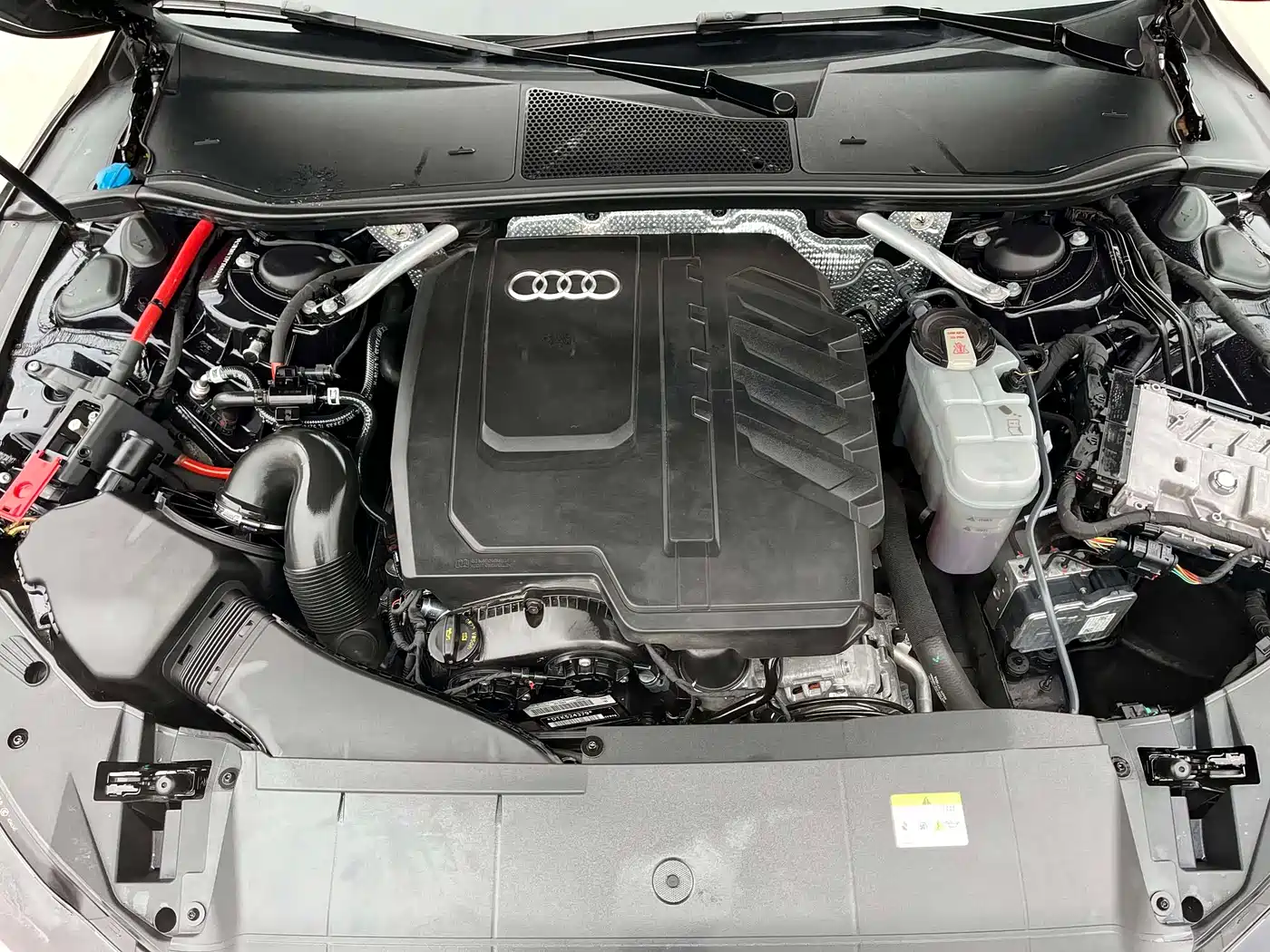 Audi A7L 2024 45TFSI S-line Dream Edition Crystal Package фото 16