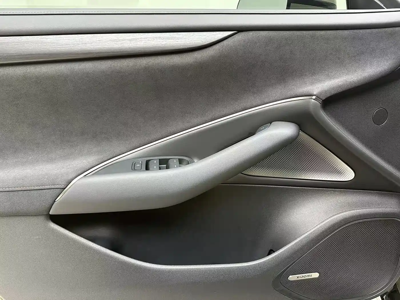 XIAOMI CAR XIAOMI SU7