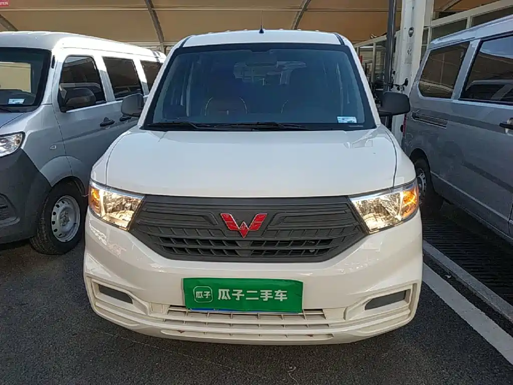 Wuling Motors Wuling Hongguang V 2024 2022 1.5L Power Take Edition Electric Power Steering LAR