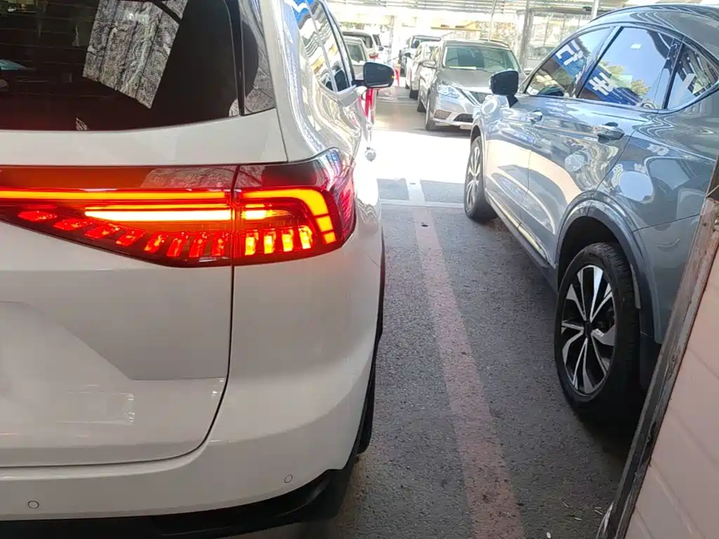 Chery Tiggo 8 PRO 2025 2025 290T 2WD Luxury Edition
