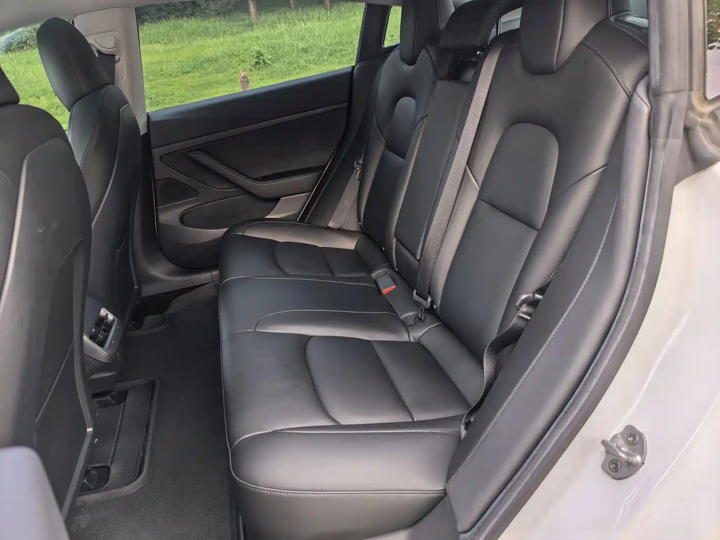 Photo 5 - Tesla Model 3
