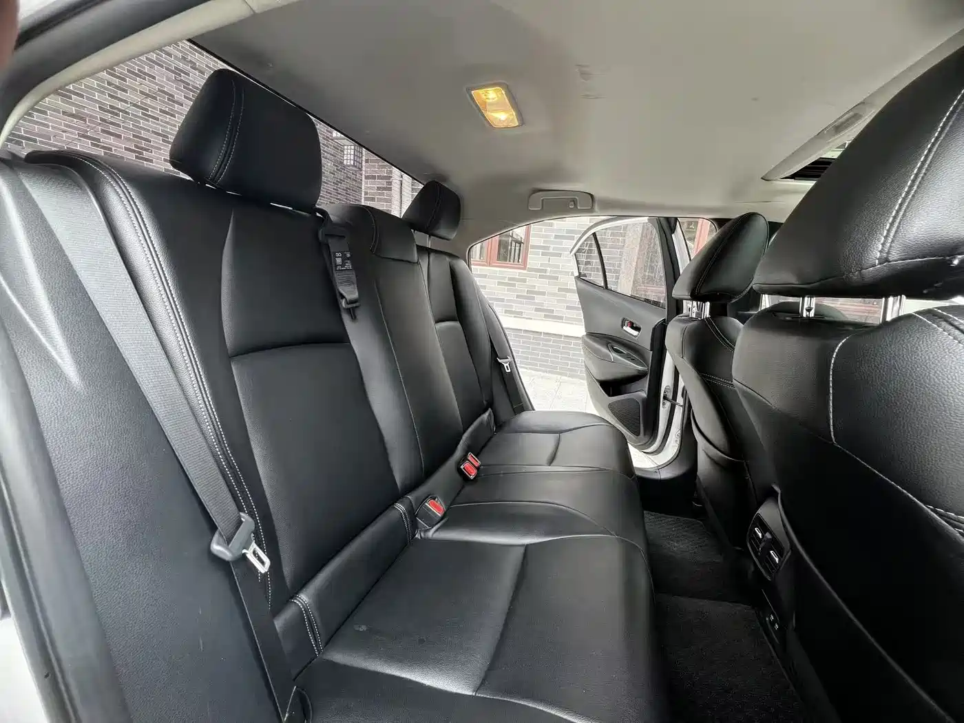 Toyota Corolla 2023 1.8L Smart Hybrid Dual Engine Flagship Edition фото 14