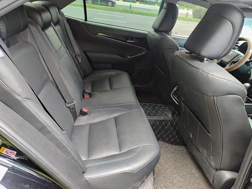 Toyota Crown 2019 2018 2.0T Fashion Edition