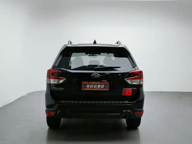 Subaru Forester 2021 2.0i Luxury Edition with EyeSight — фото 4
