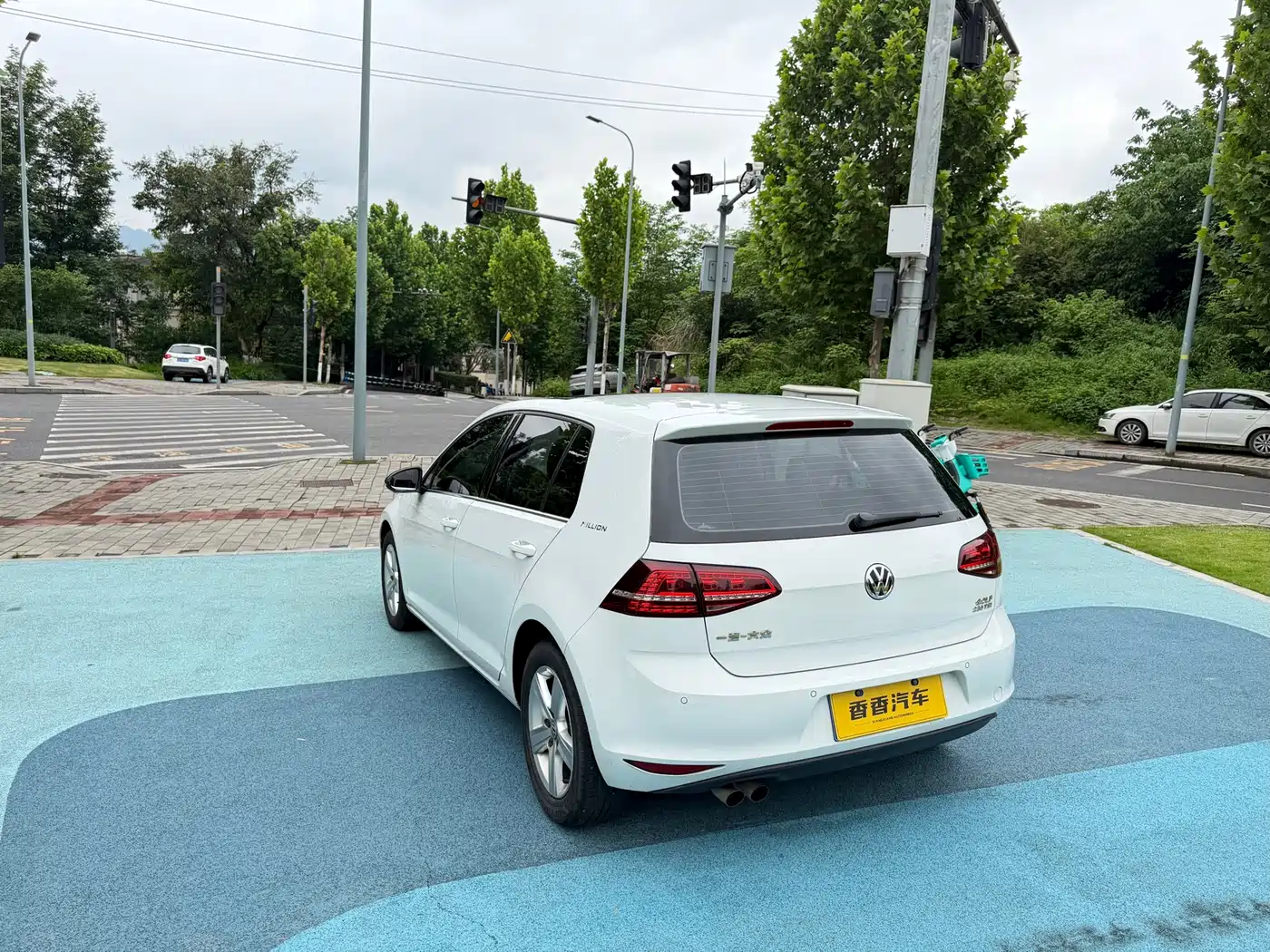 Volkswagen Golf 2017 230TSI Auto Comfort Millionth Anniversary Edition фото 4