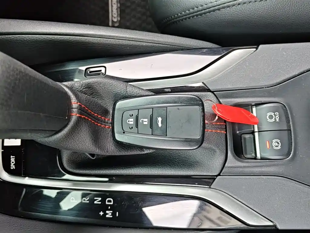 Toyota Corolla 2021 1.2T S-CVT Elite PLUS Edition фото 9
