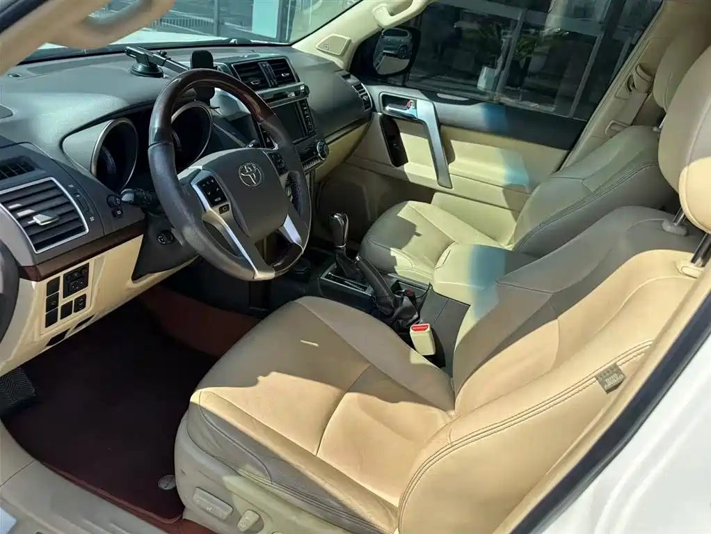 Toyota Prado 2016 3.5L Auto VX NAVI фото 6