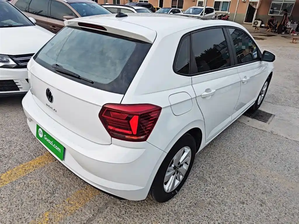 Volkswagen Polo 2023 Plus 1.5L Automatic Panorama Enjoyment Edition фото 6