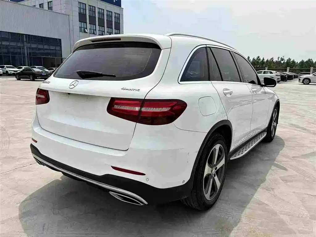 Mercedes-Benz GLC 2017 GLC 260 4MATIC Luxury фото 8
