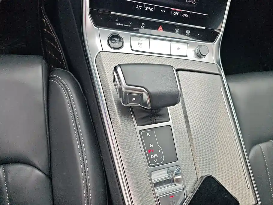 Audi A6L 2023 Facelift 40 TFSI Luxury Elegance фото 16