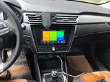 Фото 6 - Roewe i5