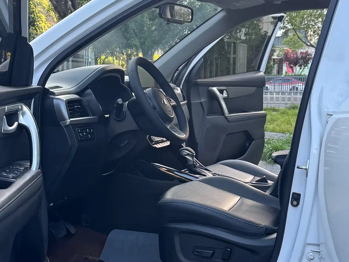 Kia Sportage 2019 2.0L Automatic Smart Luxury Edition фото 12