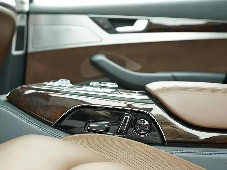 Audi A8 2014 A8L 45 TFSI quattro Luxury фото 20