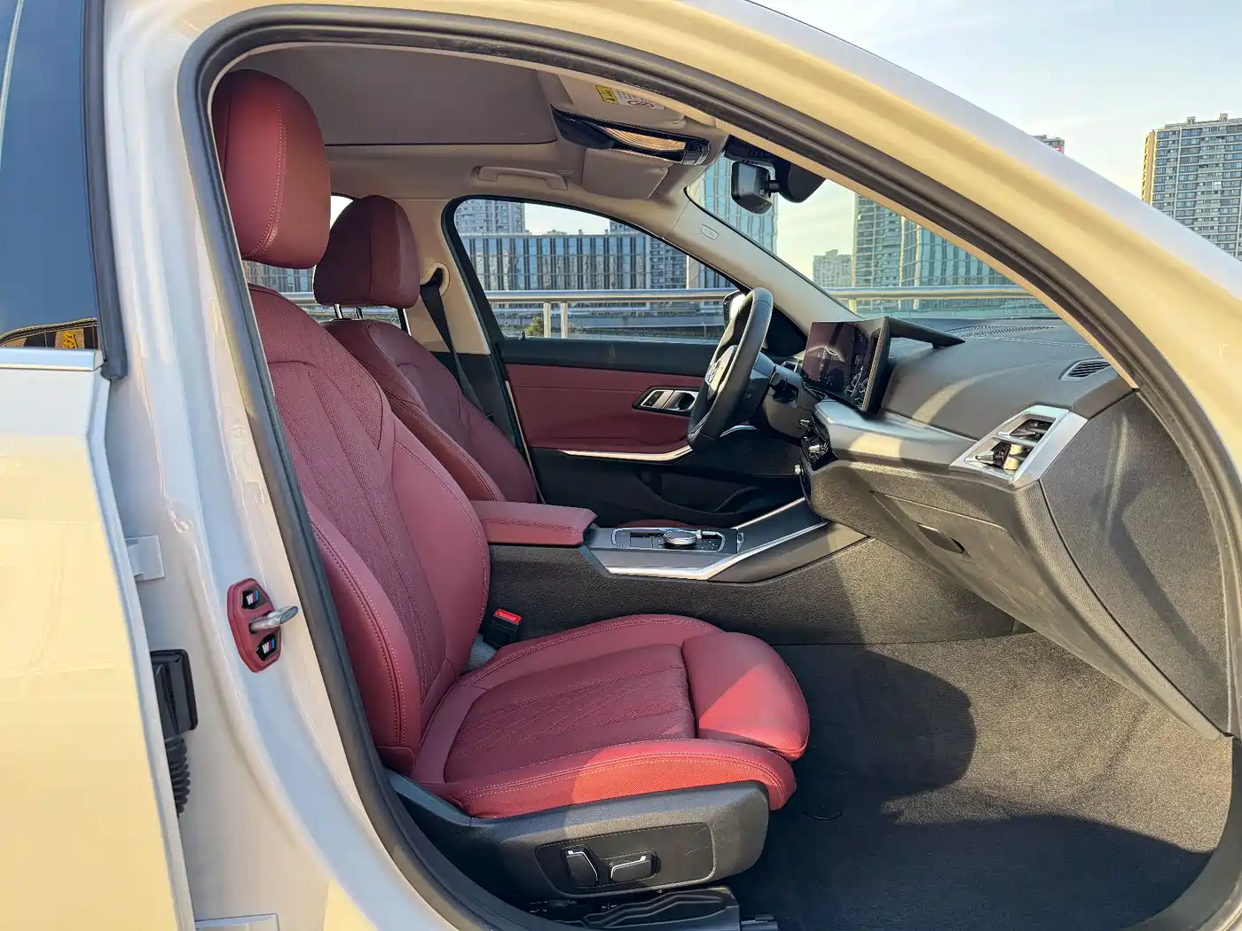 BMW i3 2025 eDrive 35 L фото 9