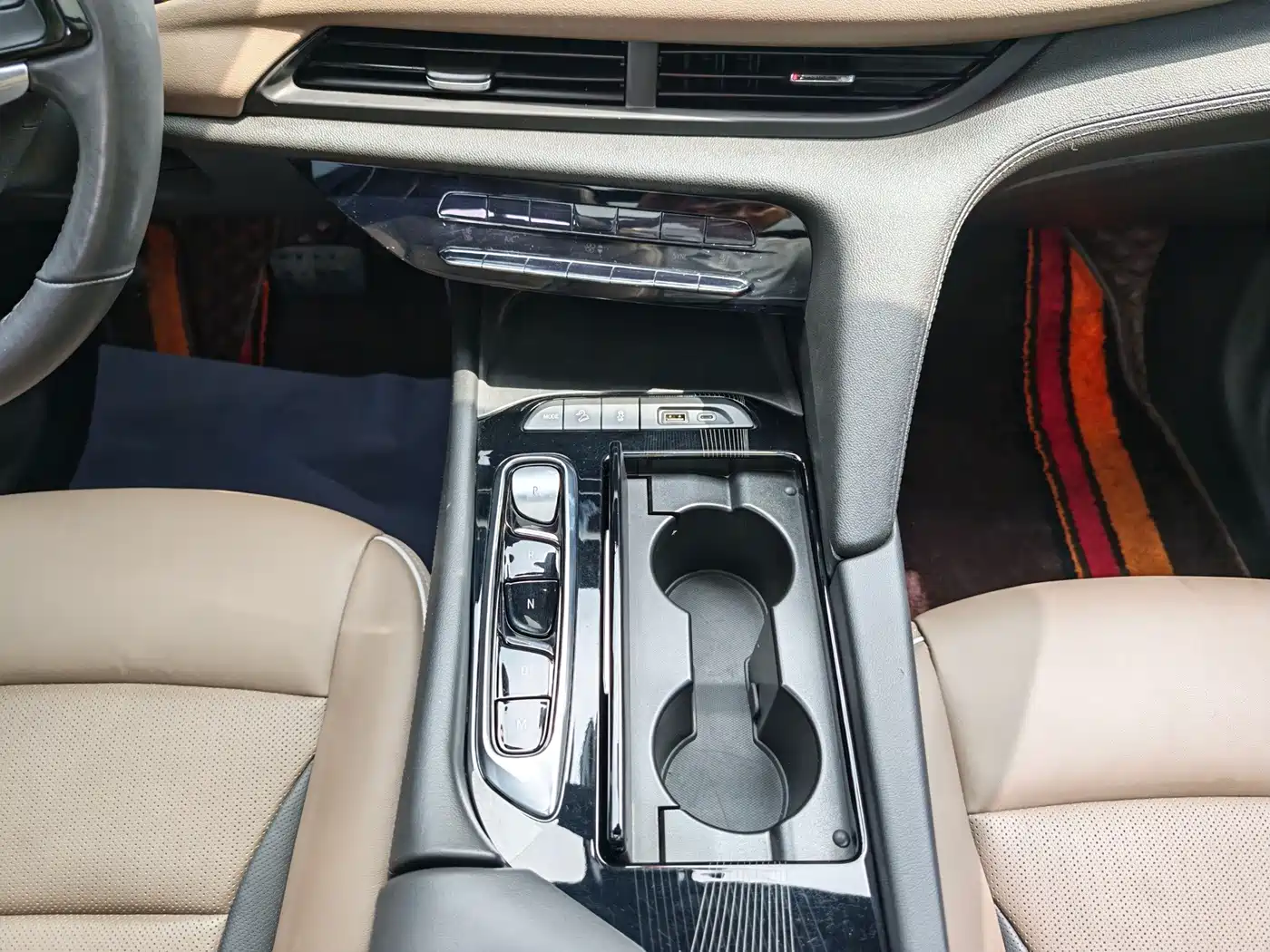 Фото 11 - Buick Enclave