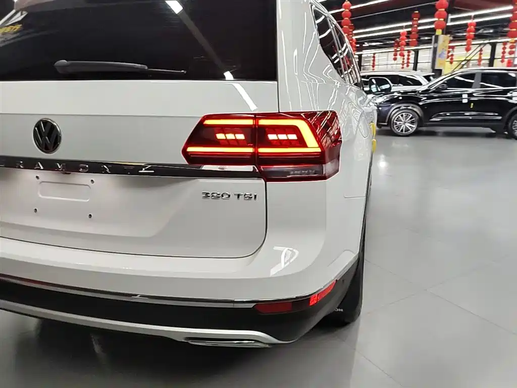 Volkswagen Teramont 2017 380TSI 4WD Luxury Edition фото 8