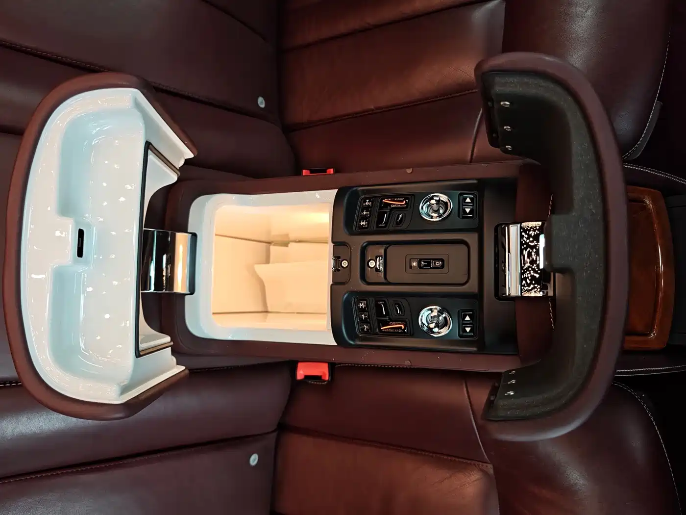 Фото 26 - Rolls-Royce Phantom