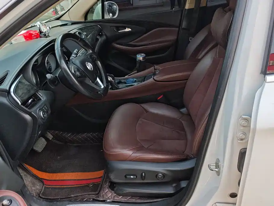 Фото 9 - Buick Envision Plus