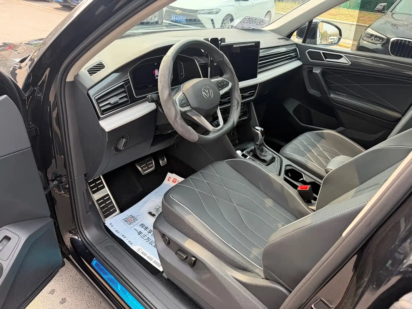 Volkswagen Tiguan L 2024 Outstanding 330TSI Auto 2WD R-Line Dragon Glory Edition фото 4