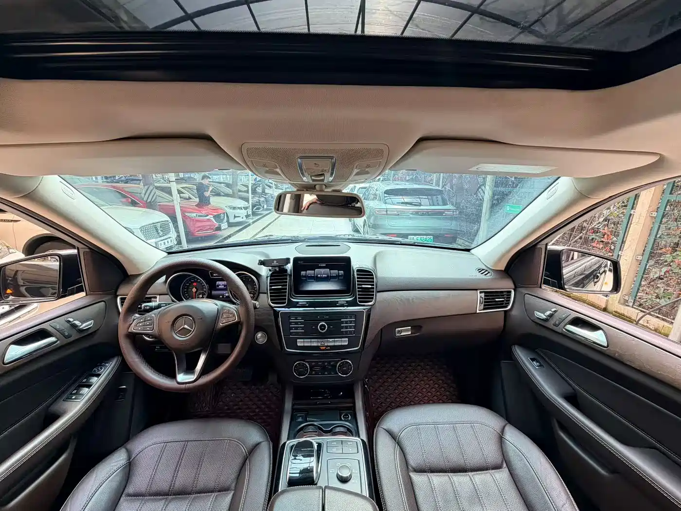 Mercedes-Benz GLE 2016 GLE 400 4MATIC фото 9