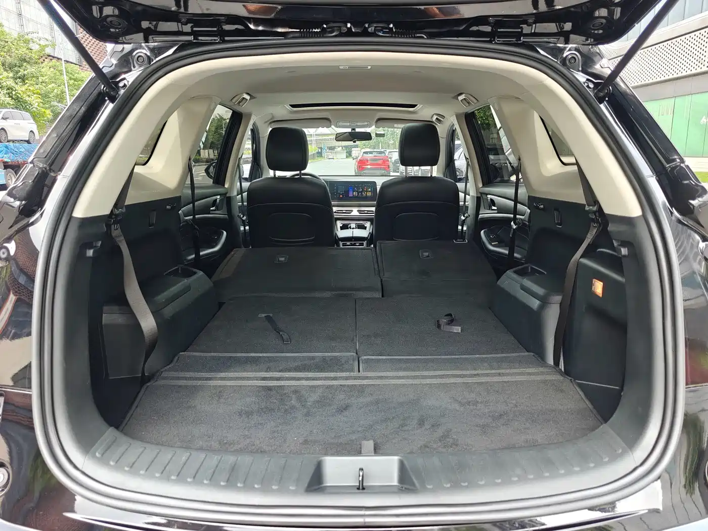 Landian E5 2024 2024 Glory Edition 100KM Premium Type 7-Seater
