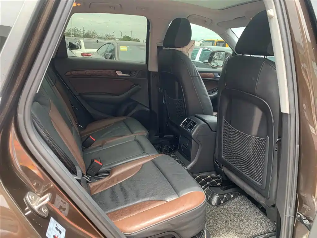 Audi Q5 2017 Plus 40 TFSI Technology фото 9
