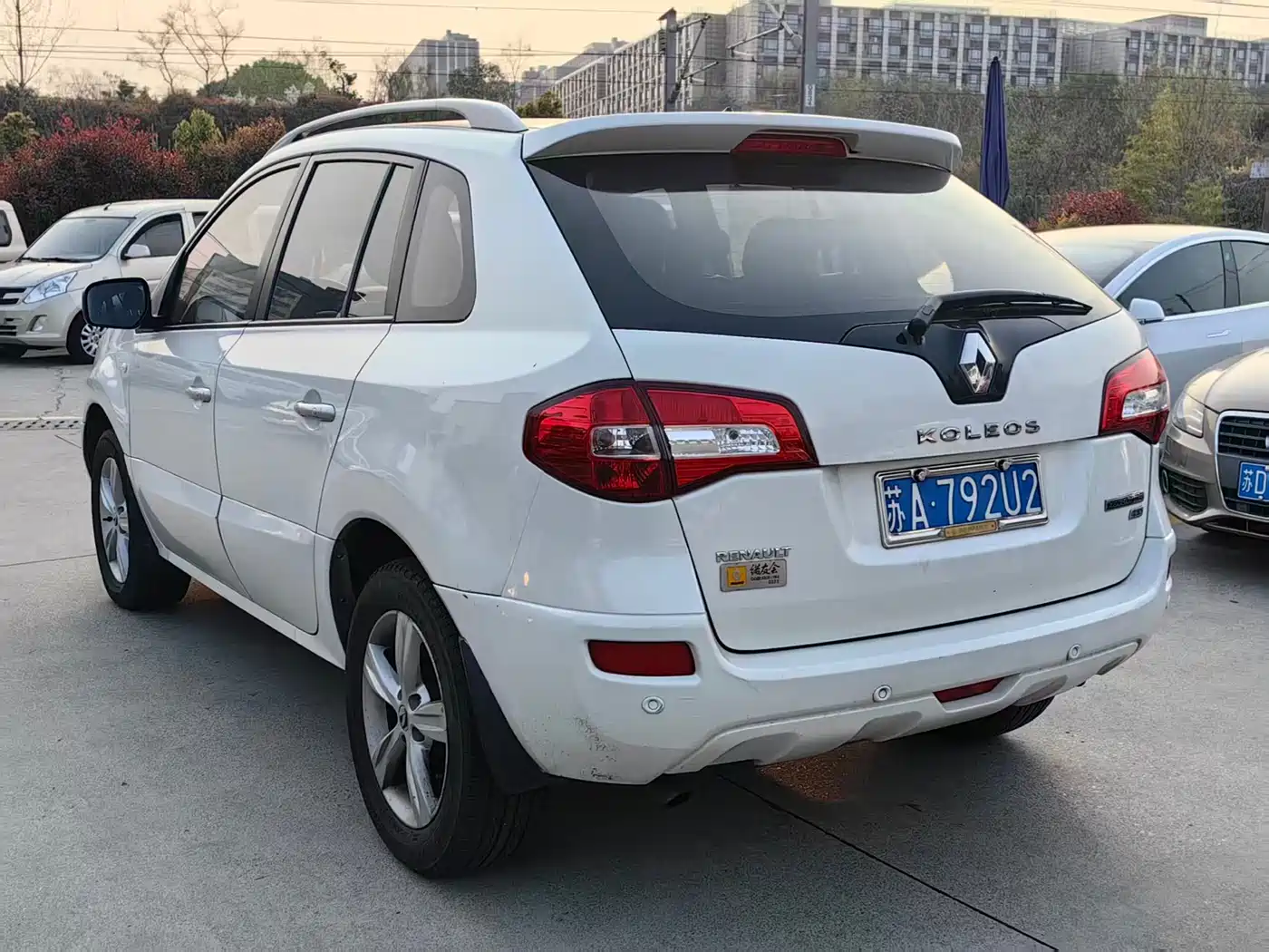 Renault Koleos (Import) 2011 2012 2.5L 4WD Luxury Navigation Edition