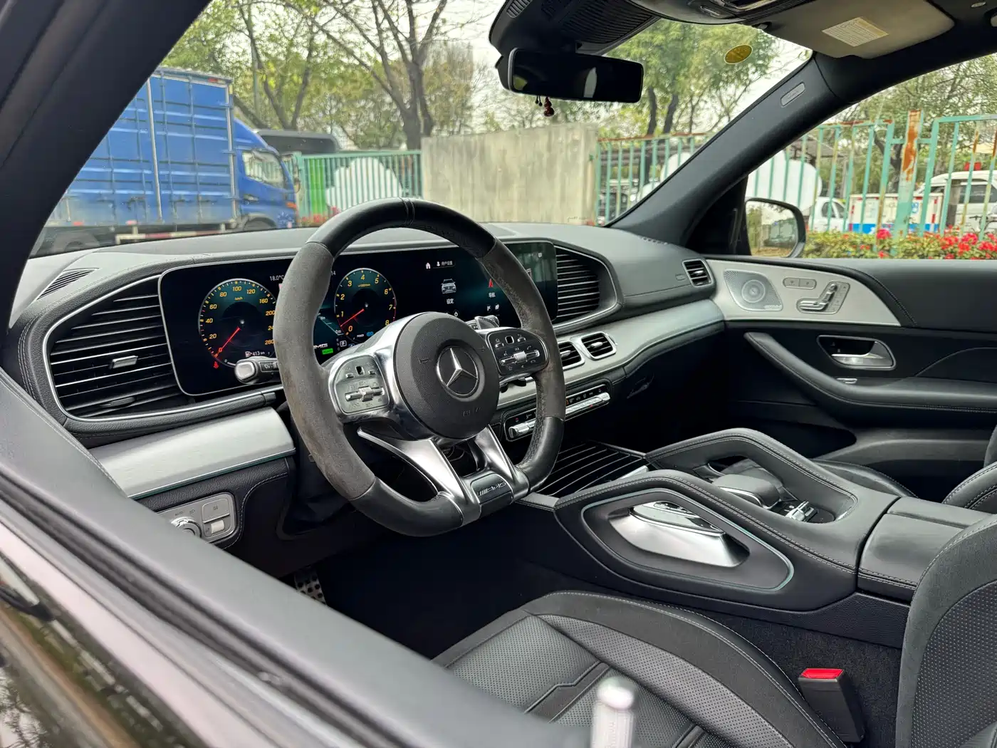 MERCEDES-BENZ GLE AMG