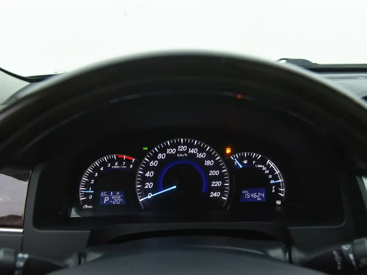 Toyota Camry 2016 2.5G 10th Anniversary Luxury Navigation Edition фото 10