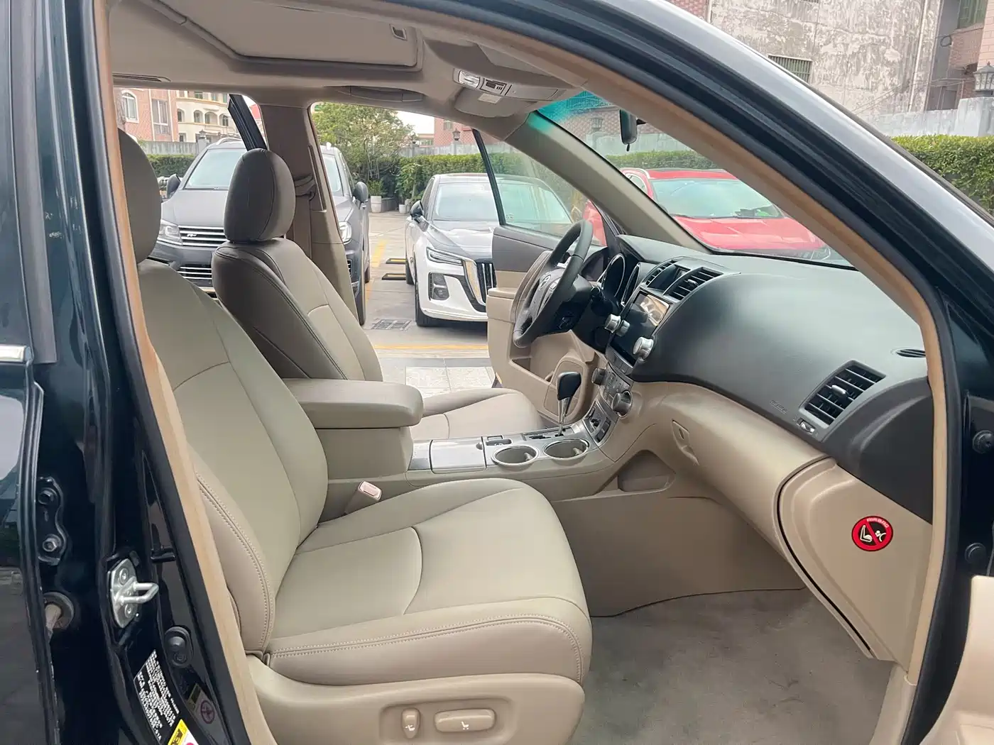 Toyota Highlander 2009 2.7L 2WD 7-seater Luxury Edition фото 9