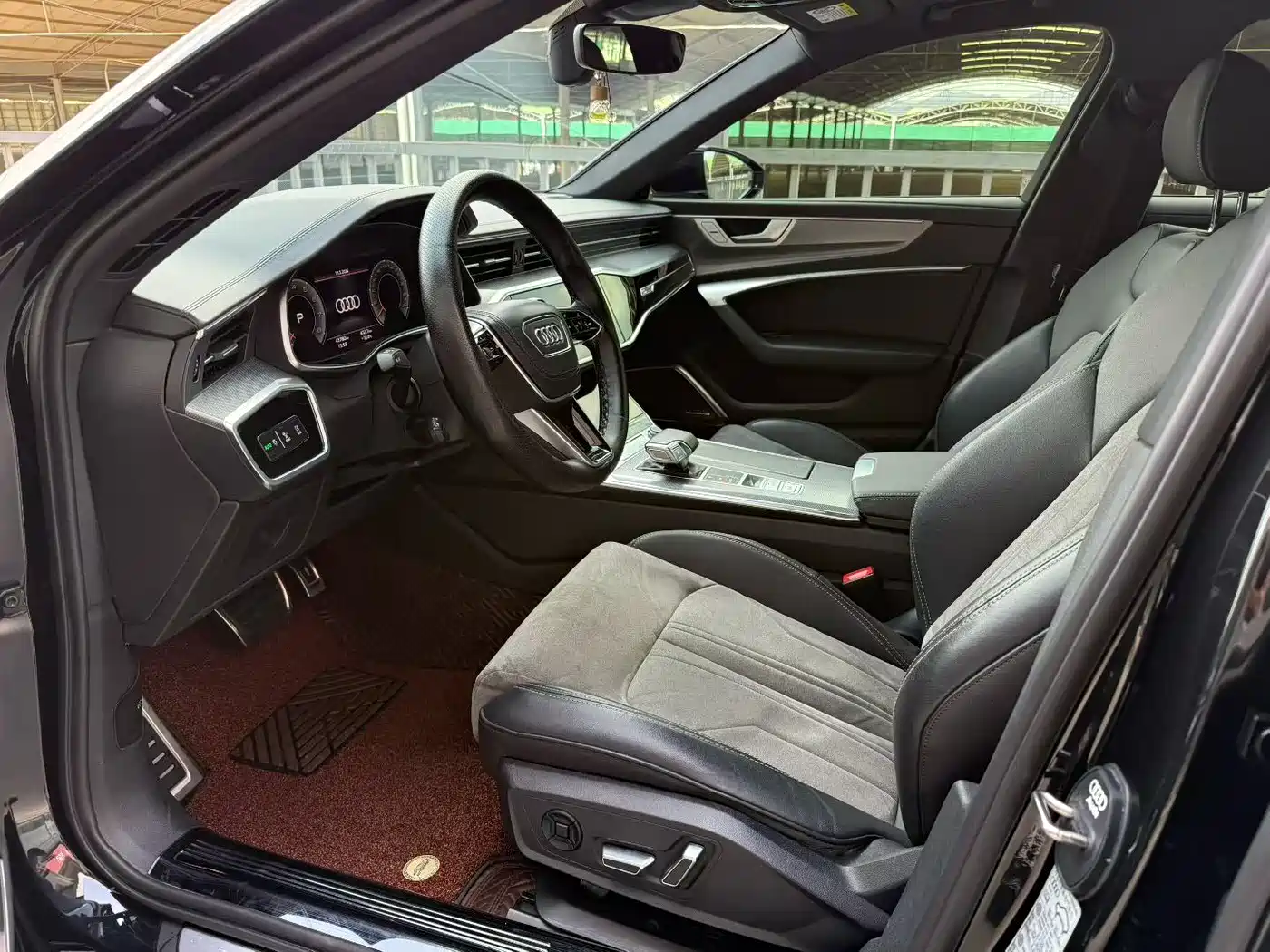 Audi A6L 2024 40 TFSI Luxury Dynamic фото 7