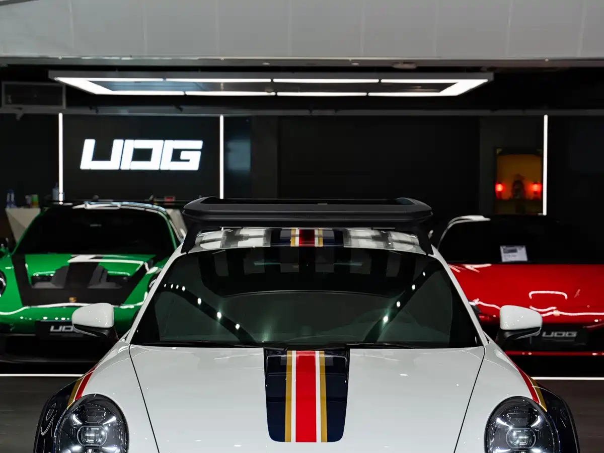 Porsche 911 2023 Dakar 3.0T фото 12