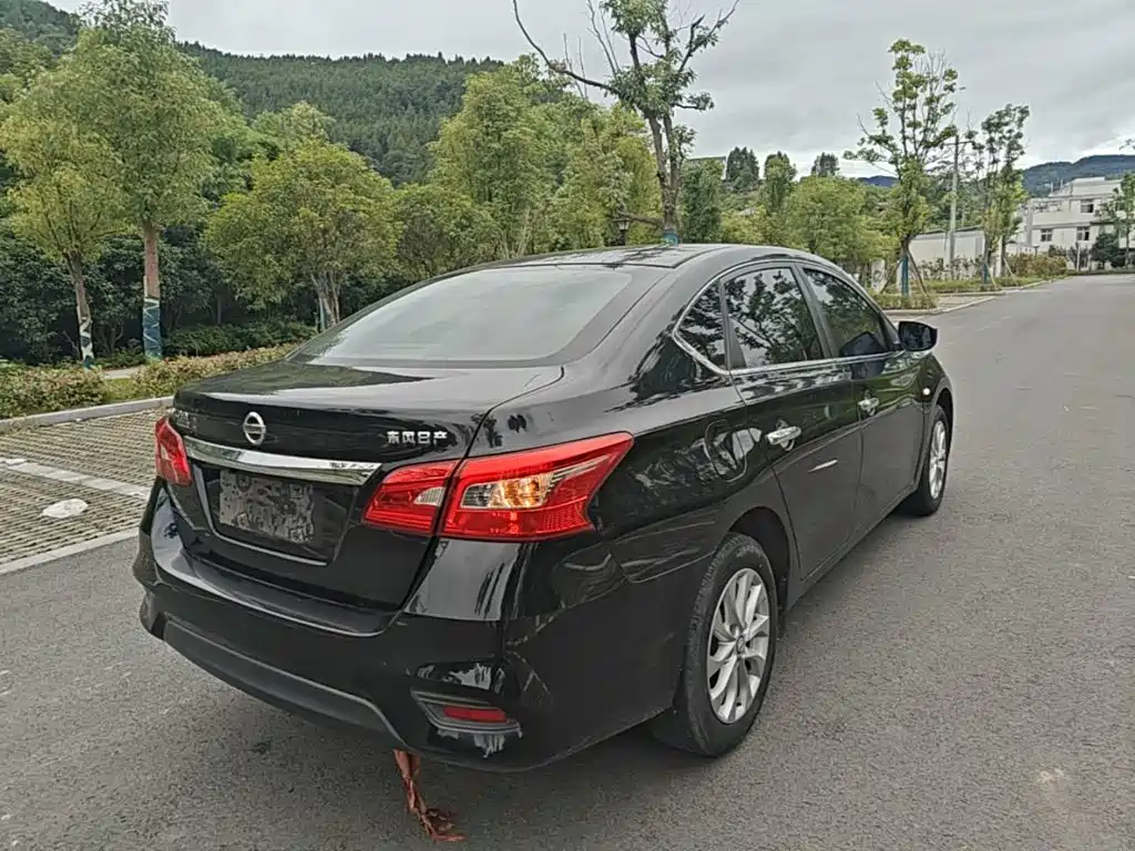 Nissan SYLPHY, миниатюра 7