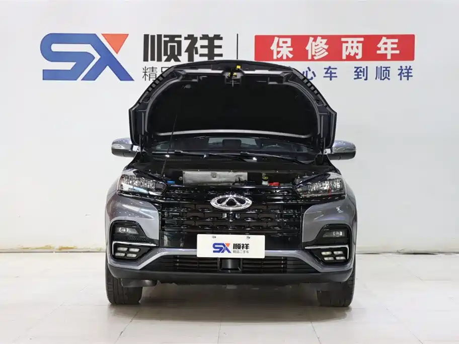 CHERY TIGGO 8