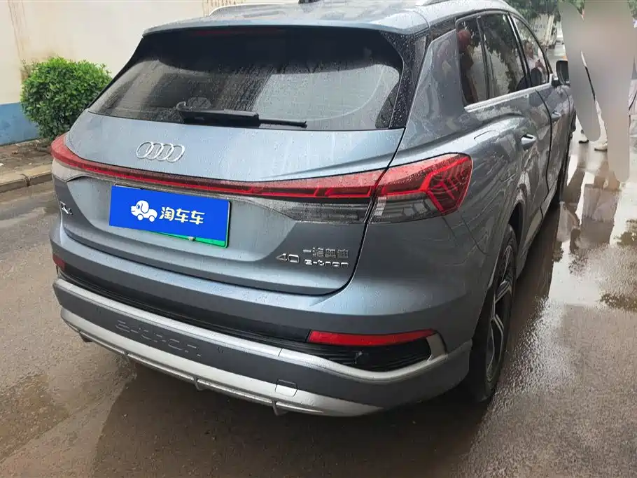 Audi Q4 e-tron 2023 40 e-tron Innovation Edition фото 3