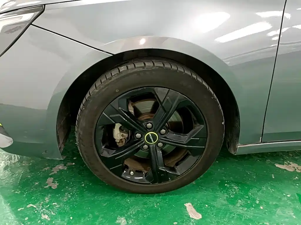 Roewe i6 MAX 2022 2020 Model 300TGI Automatic Cool & Smart Edition