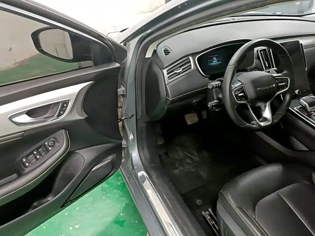 Roewe i6 MAX 2022 2020 Model 300TGI Automatic Cool & Smart Edition
