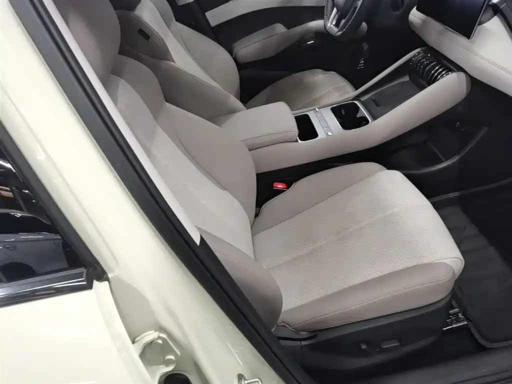 BYD Yuan PLUS 2025 Smart Drive 510KM Surpass Edition фото 25