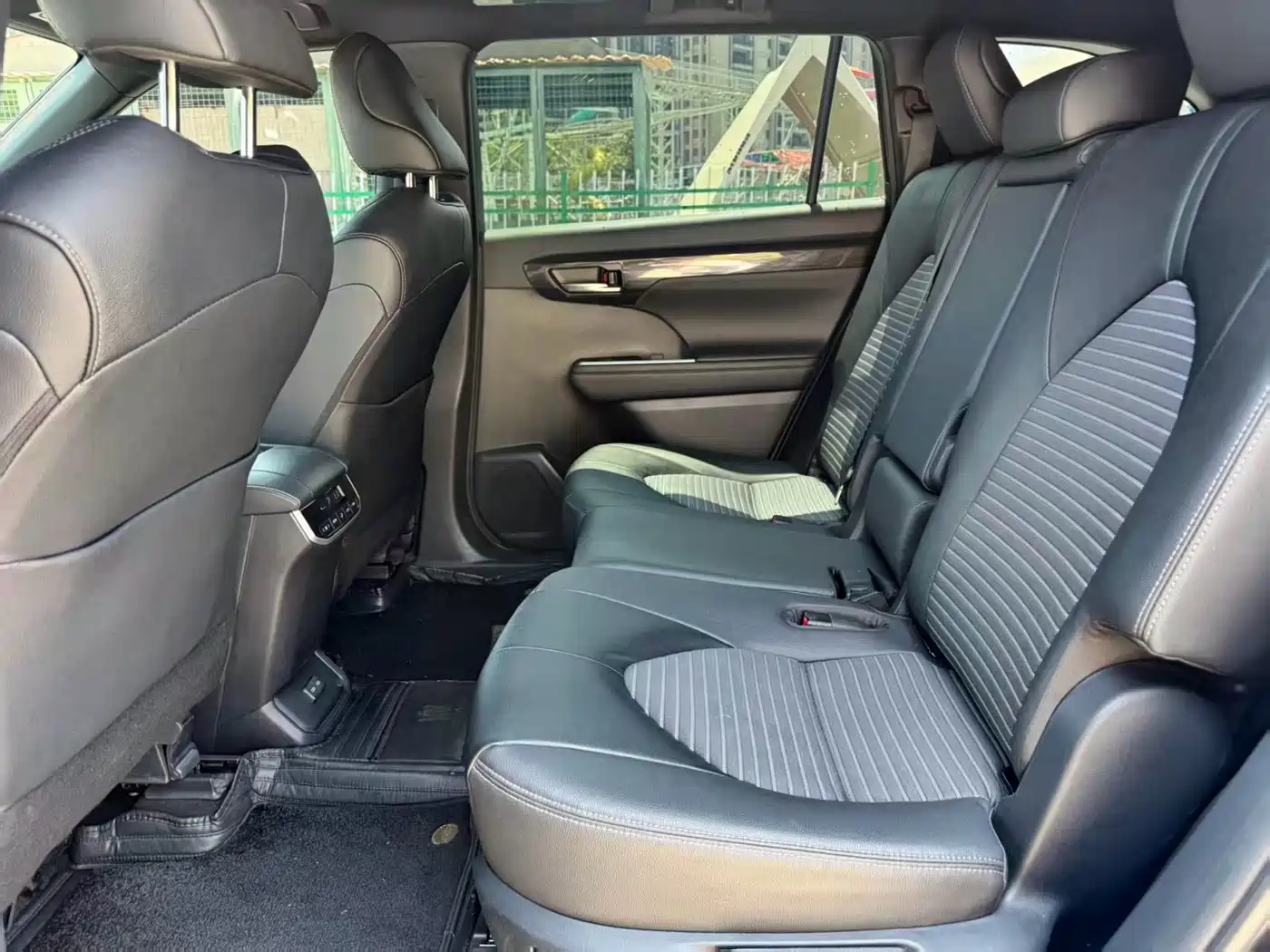 Toyota Crown Kluger 2022 2022 2.5L HEV 4WD Premium Edition