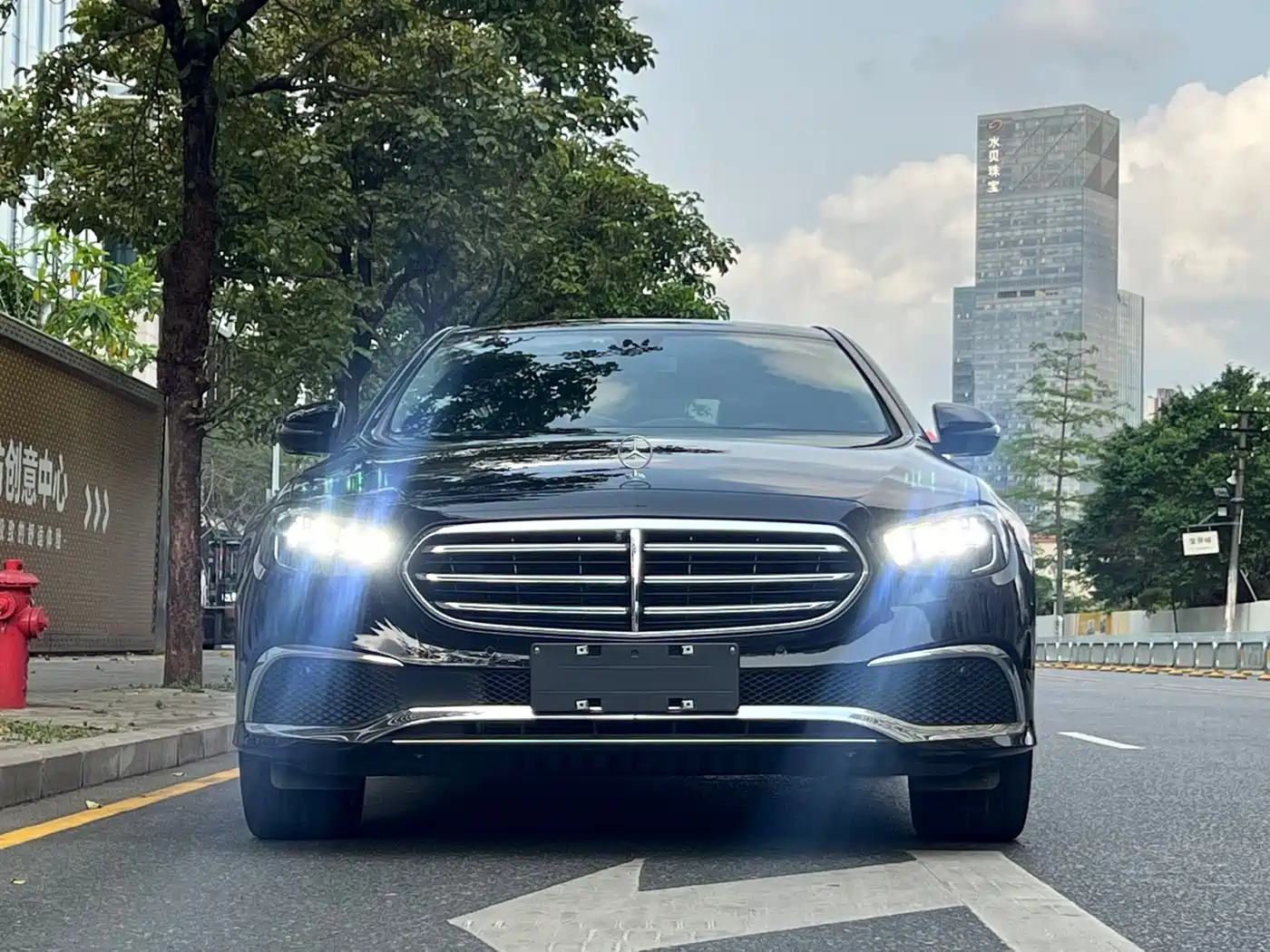 Mercedes-Benz E-Class 2023 Facelift E 300 L Fashion фото 2