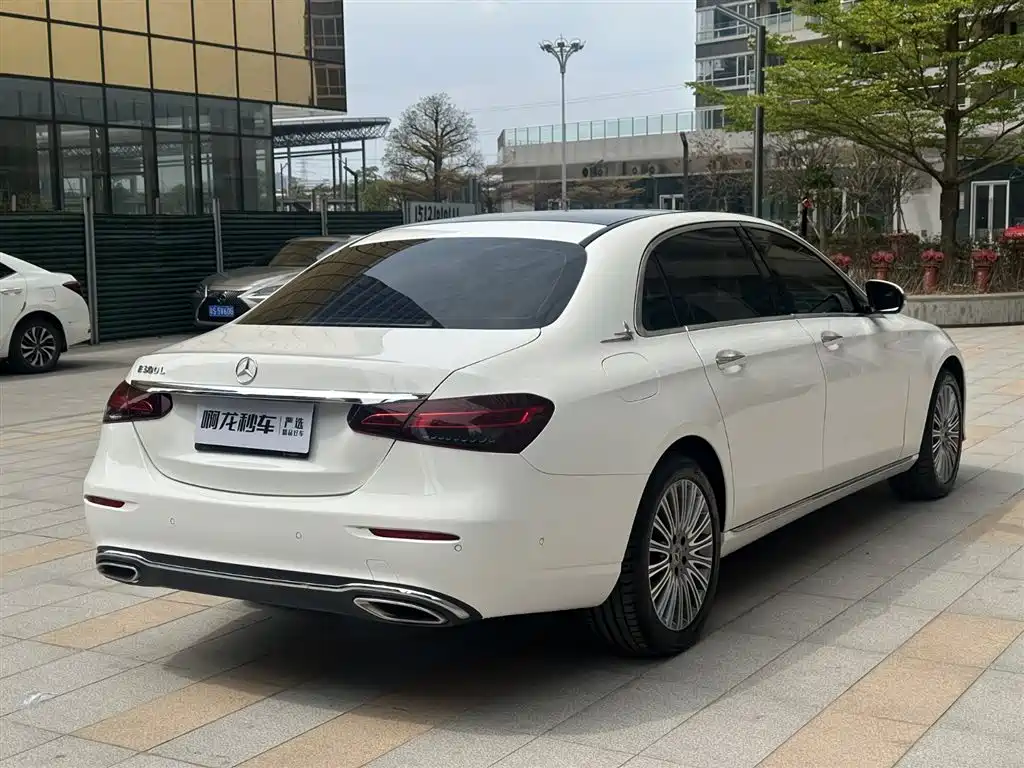  E CLASS
