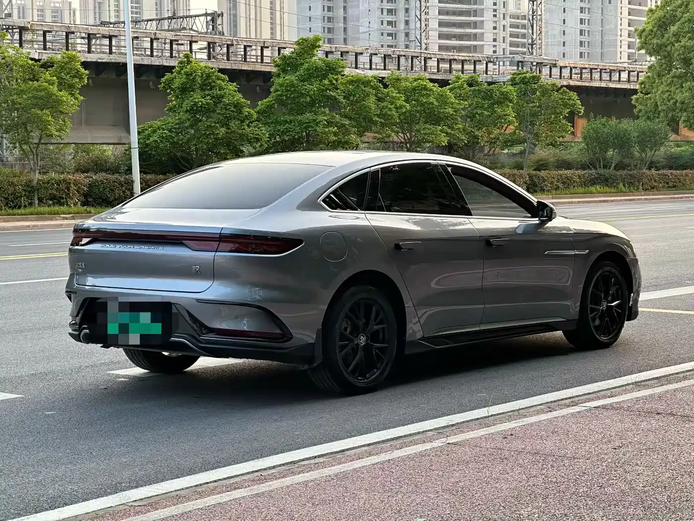 BYD HAN