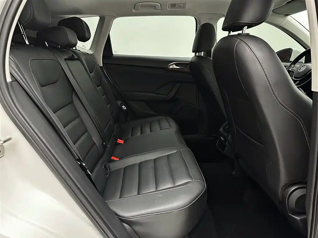 Volkswagen Tharu 2022 280TSI 2WD Comfort фото 24