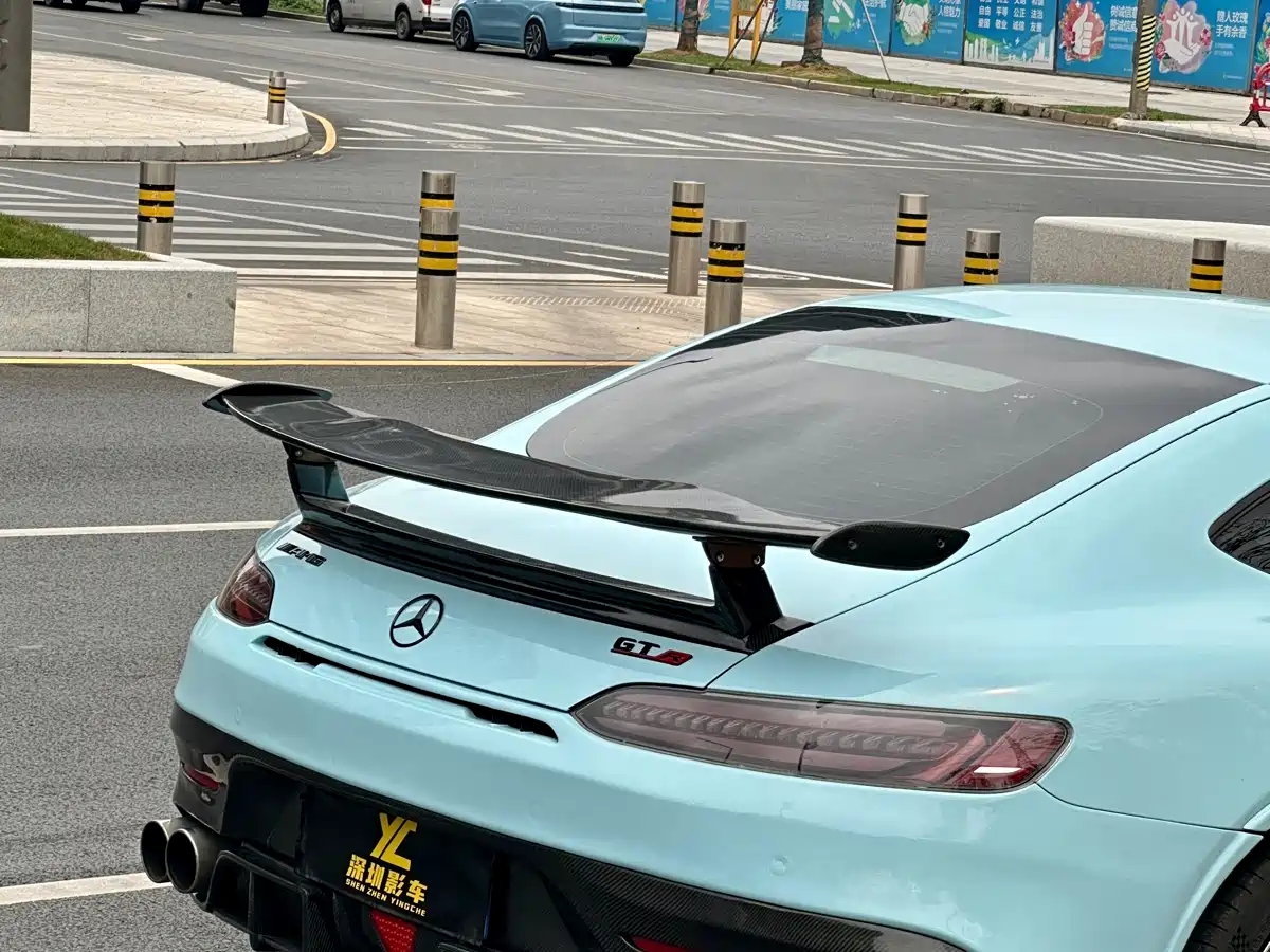 MERCEDES-BENZ AMG GT