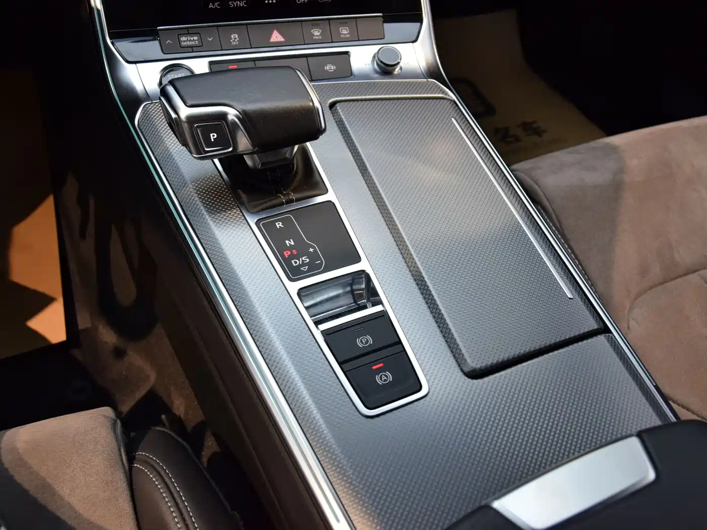 Audi A6L 2022 45 TFSI Premium Dynamic фото 16