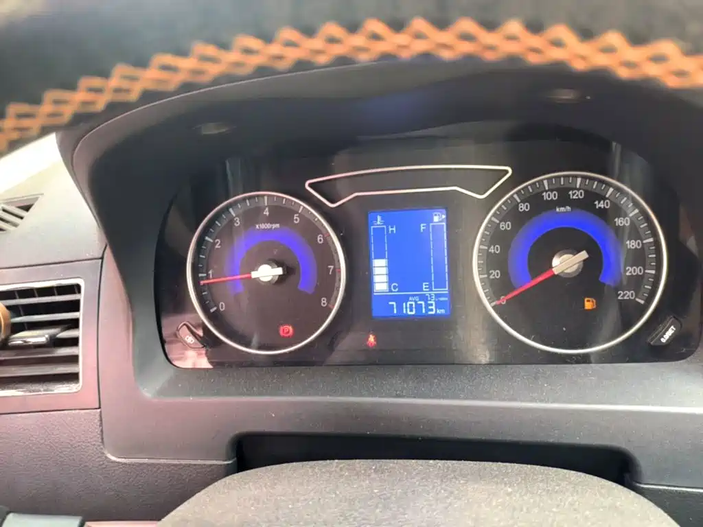 Dongfeng Fengxing Joyear X3 2016 2016 1.5L Luxury