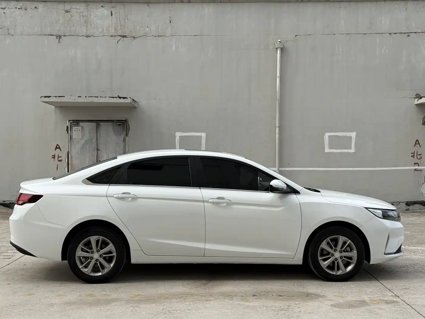 GEELY AUTOMOBILE EMGRAND GL