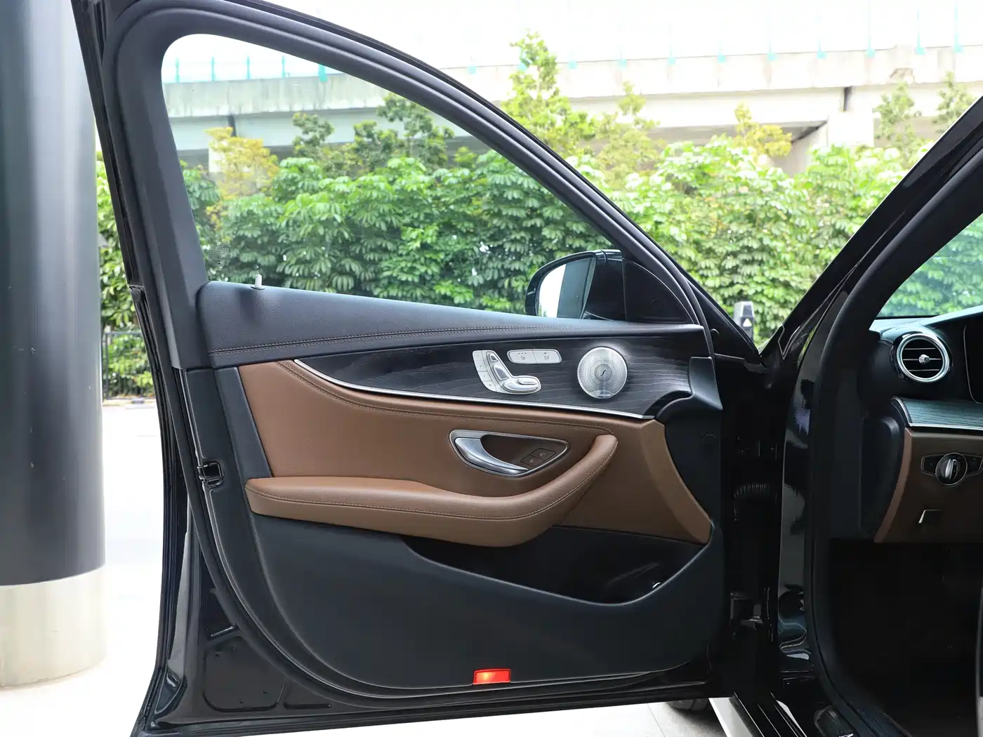 Mercedes-Benz E-Class 2021 Facelift E 300 L Sport Luxury фото 13